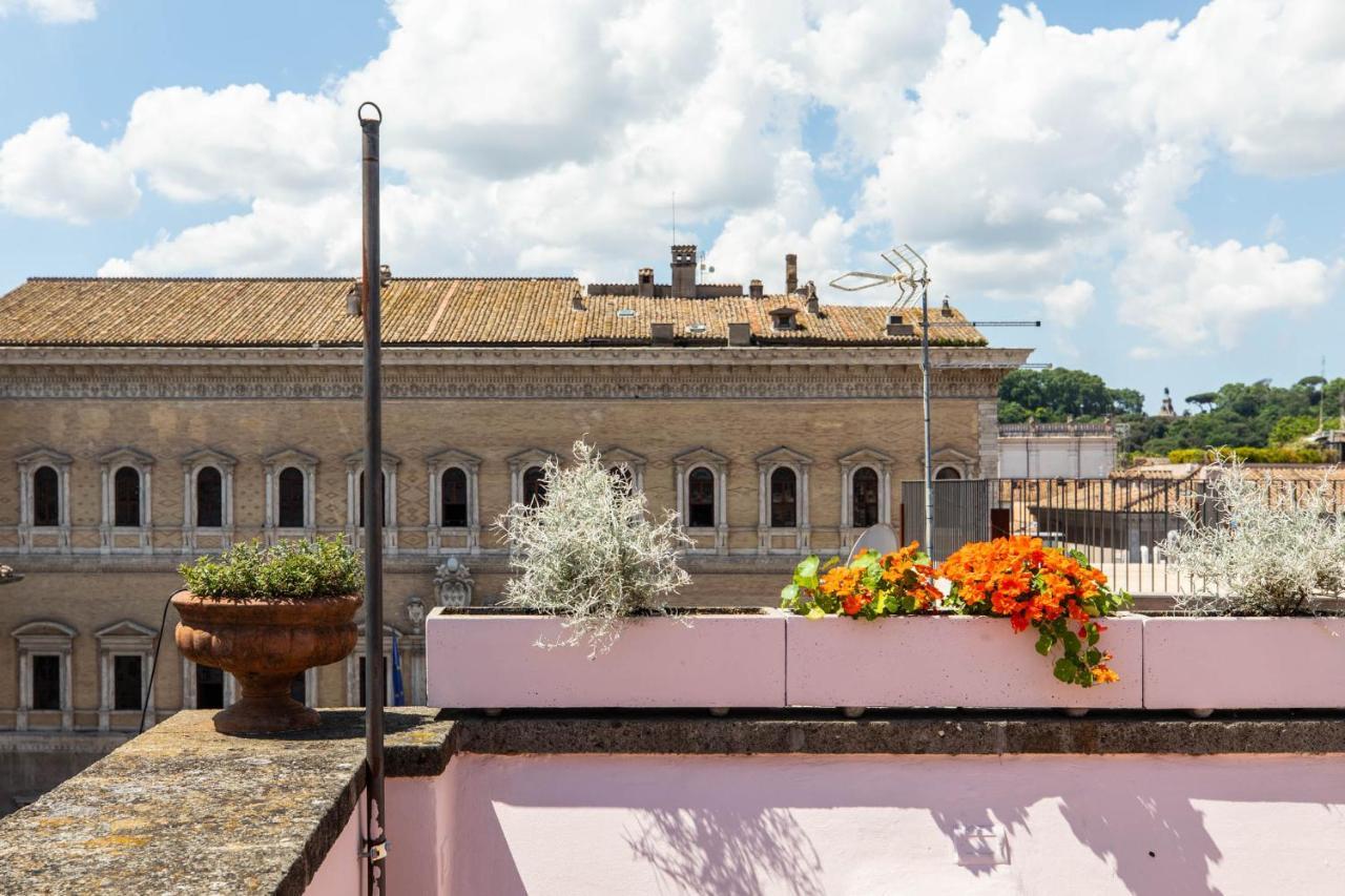 Ferienwohnung Iflat Penthouse In Campo De' Fiori Rom Exterior foto